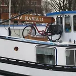 Ботель Anna Maria Ii *
