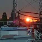 Ботель Anna Maria Ii *