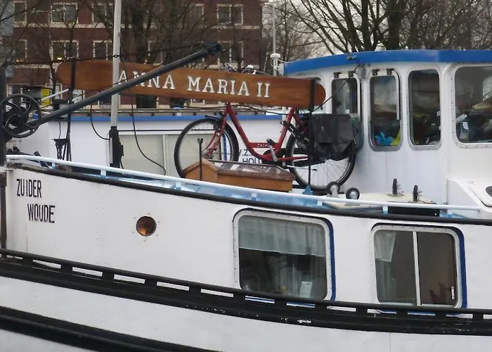 Botel Anna Maria Ii *